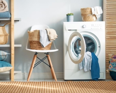 7 thứ không nên giặt máy